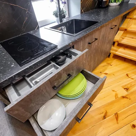 Apartment Fainorent 3-кімн Loft 2 центр до 10- гостей Odessa