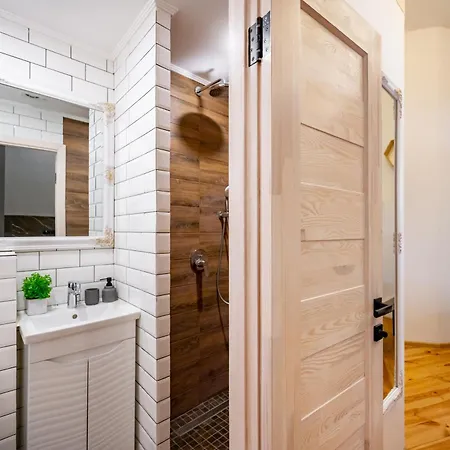 Fainorent 3-кімн Loft 2 центр до 10- гостей * Odessa