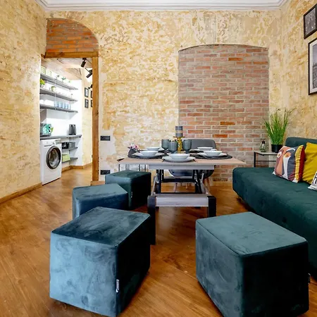 Fainorent 3-кімн Loft 2 центр до 10- гостей Odessa