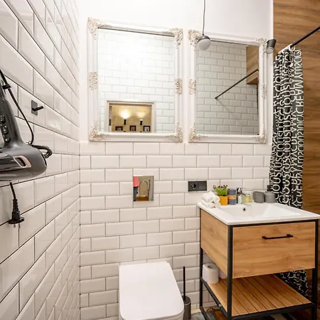 Fainorent 3-кімн Loft 2 центр до 10- гостей * Odessa